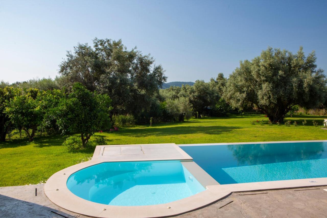 Averto Villas With Private Pool Nydri  Luaran gambar